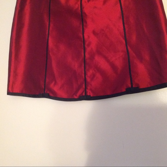 Silkland crimson red & black silk skirt size 14P - Picture 8 of 8